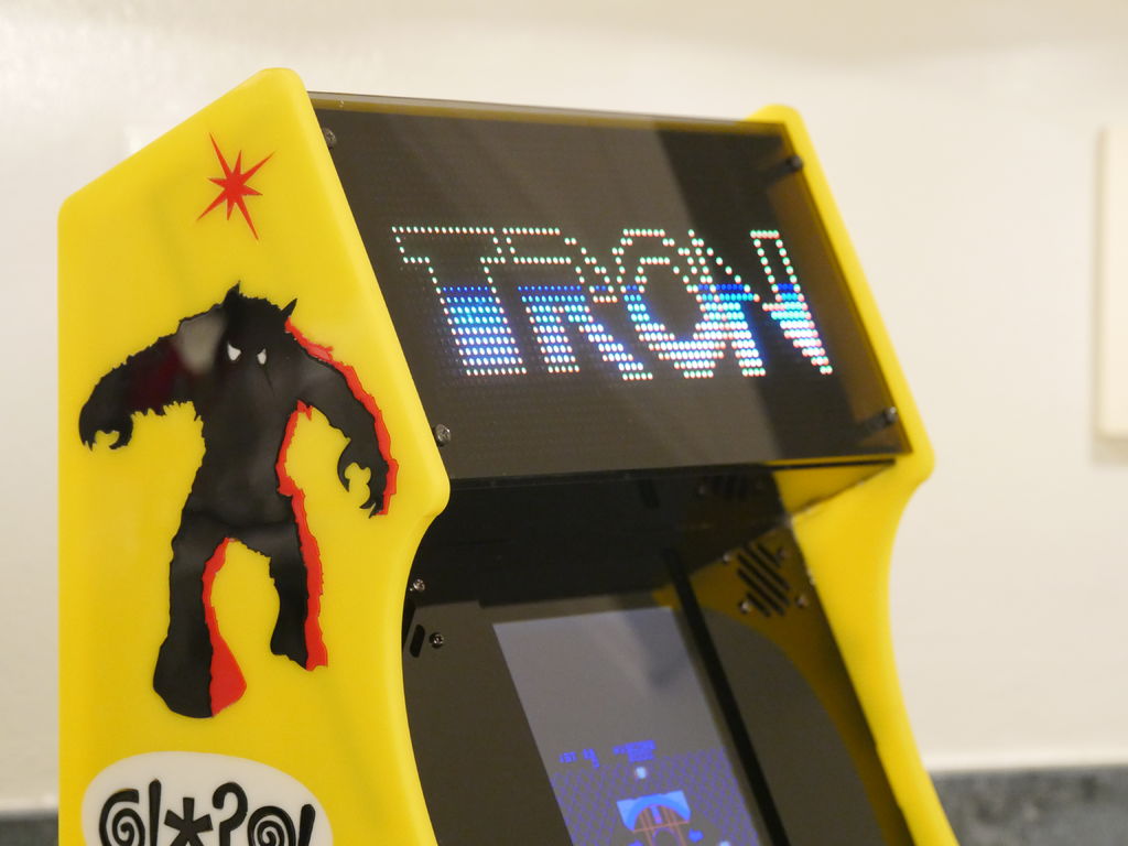 Tron Bartop CloseUp